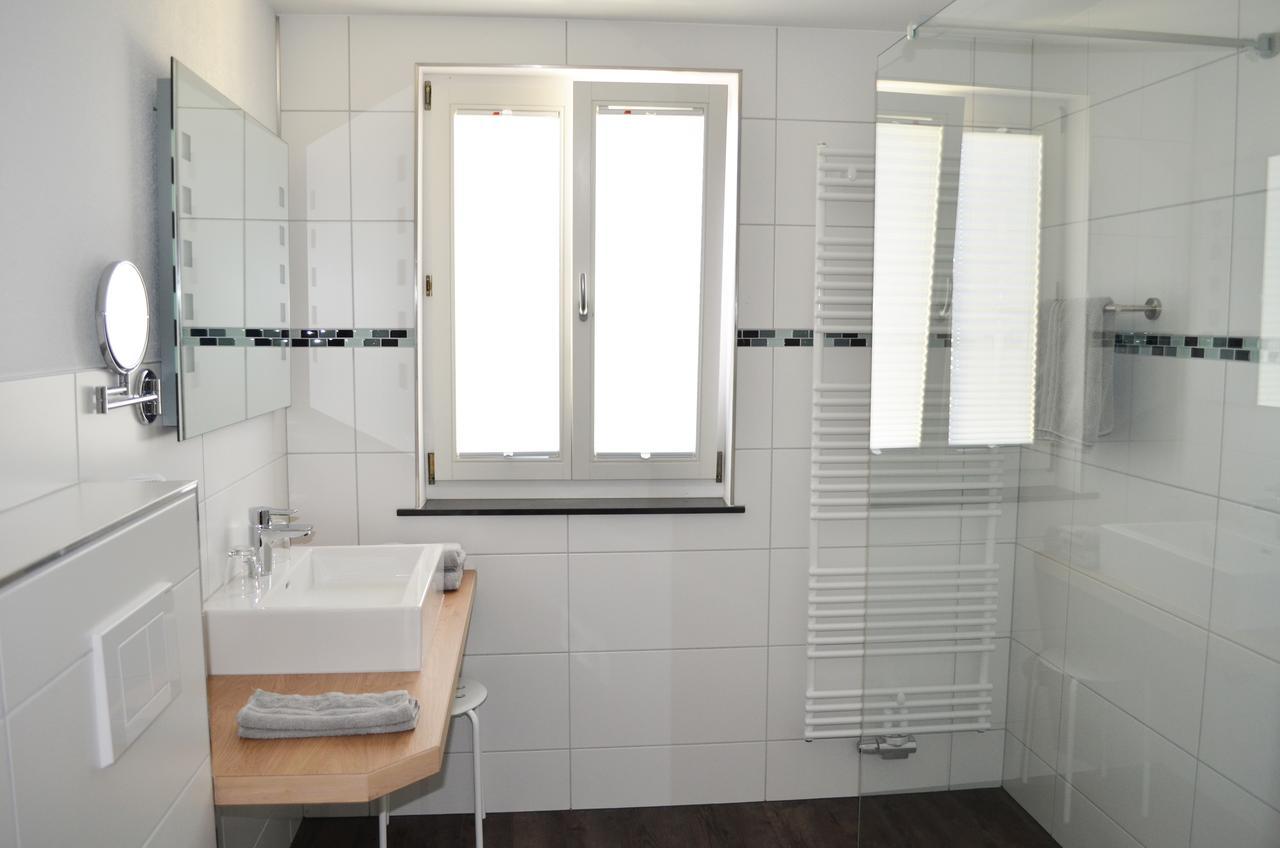 Landhotel Schwarzer Adler Tiefenbronn Екстер'єр фото
